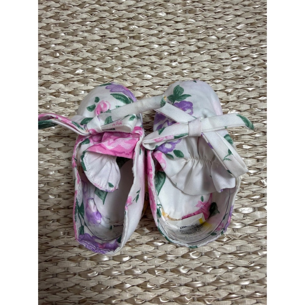 Vintage Floral Baby Booties Pink Cottagecore Bow Crib Shoes 3-6 Months infant - Picture 2 of 4